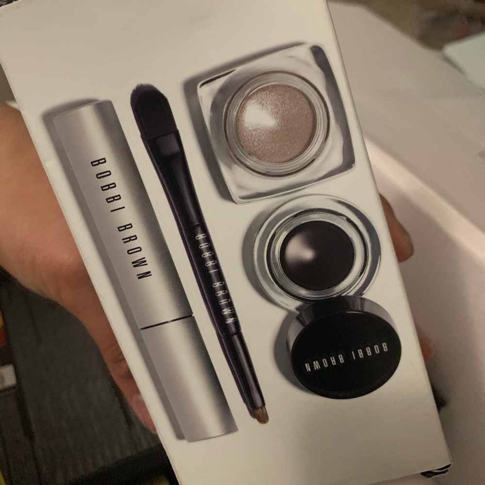 Bobbie brown kit